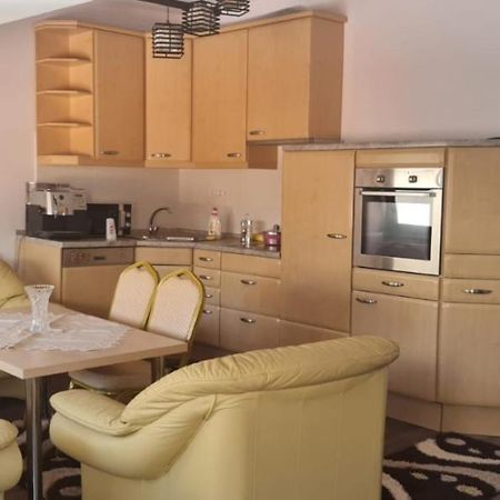 La Ovi Hotell Făgăraş Eksteriør bilde